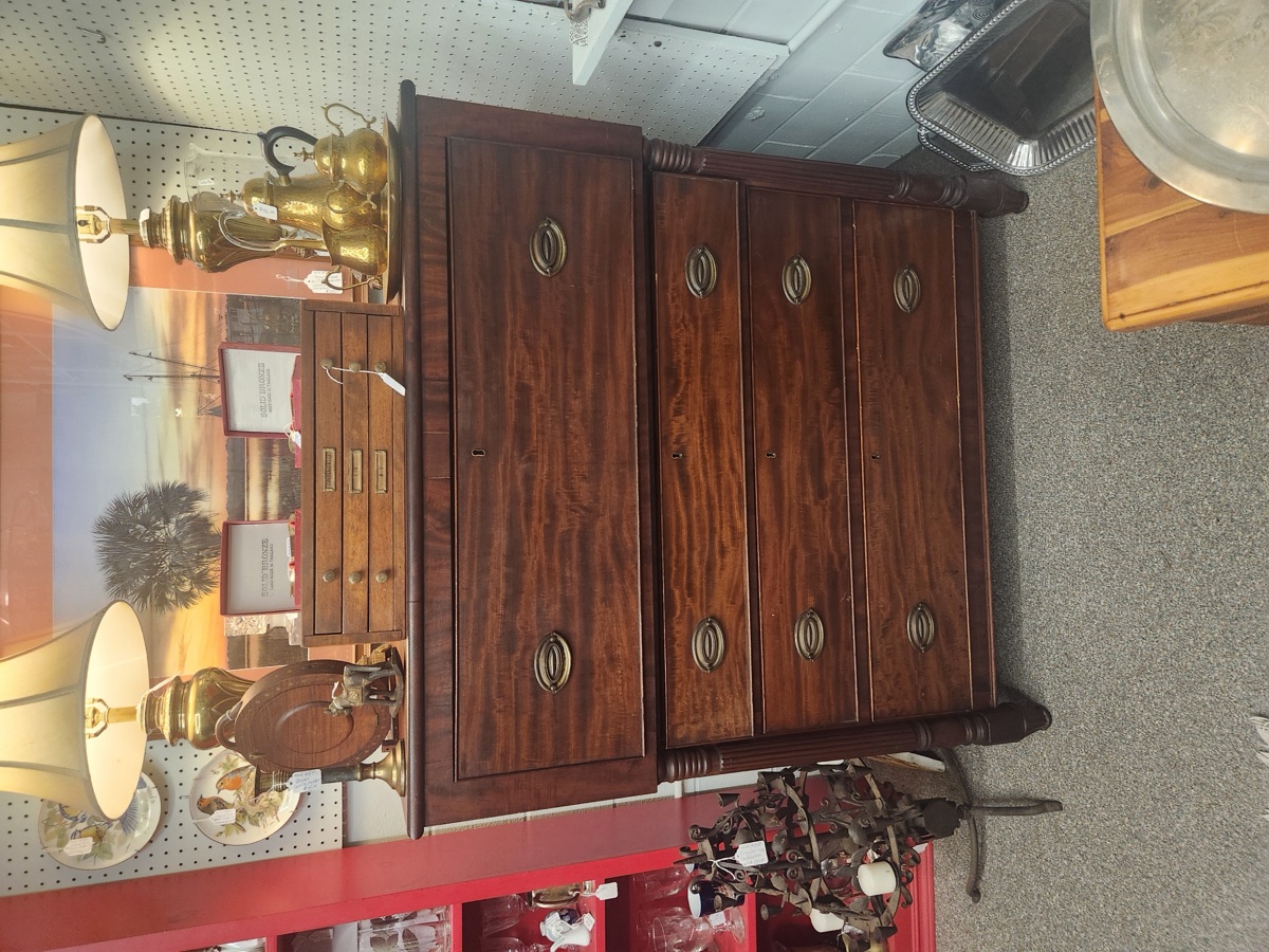 A booth of antiques and decorative pieces at Terrace Oaks Antique Mall in Mount Pleasant, South Carolina